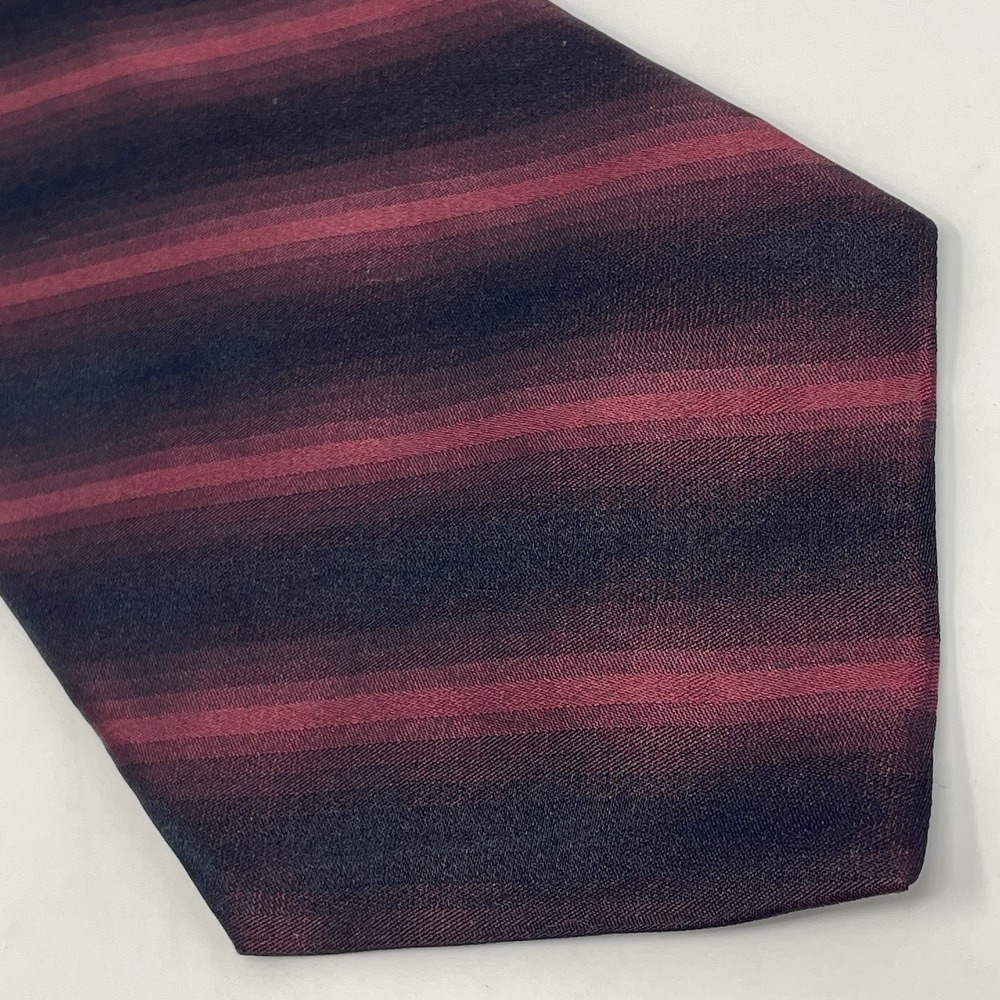 Paul‎ Fredrick Tie Handmade Italian Silk USA Red Black 4x56" VTG Stripes Classic